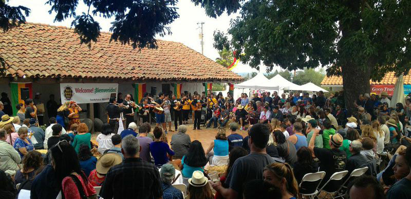 mole-mariachi-festival